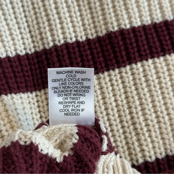 Sincerely Jules Cream Striped V-Neck Sweater Vest - Picture 7 of 7